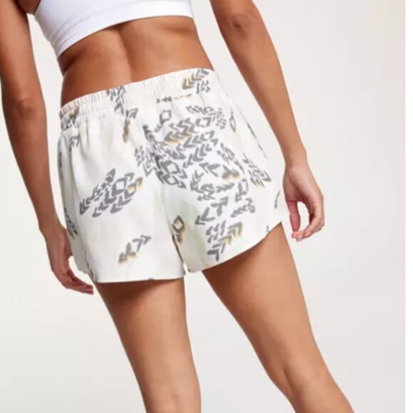 CALIA Women's Mid Rise Infinity Run Short - Picture 3 of 14